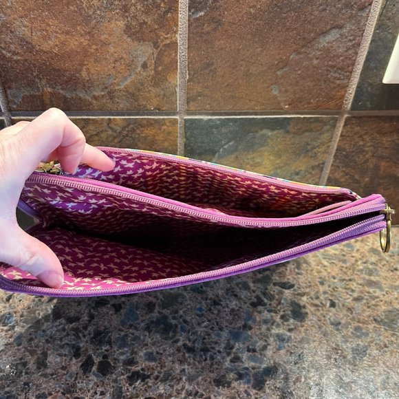 Fossil Key-per Tablet Sleeve 10.5" x 8.75" x 1" Striped Bright Zip - Picture 4 of 5